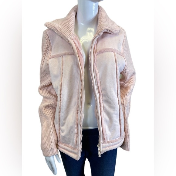 Carolyn Taylor By Design Pink - Large - Super Soft and Comfy Inside - Picture 1 of 9